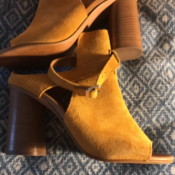 Topshop golden yellow suede strappy wedges sz 7.5 - Picture 3 of 7